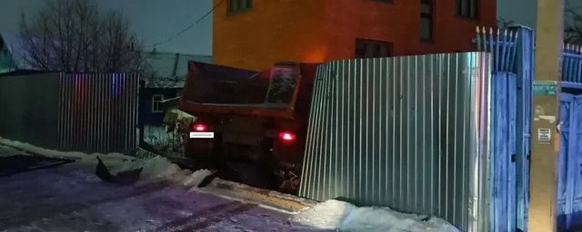 В Оренбурге произошло смертельное ДТП с участием «Камаза»